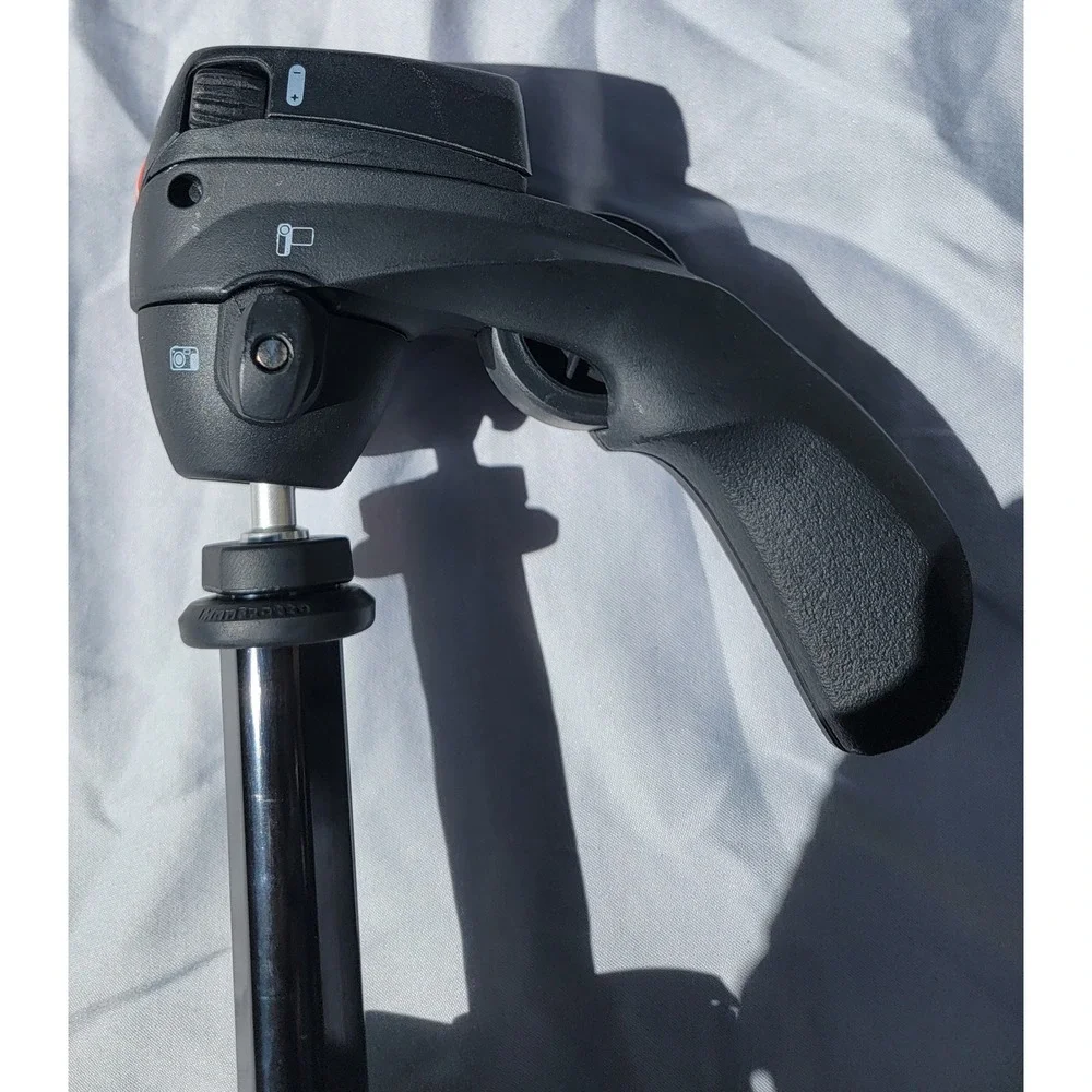 Manfrotto Compact Action Aluminum Tripod w/ Joystick Head Black MKCOMPACTACN-BK